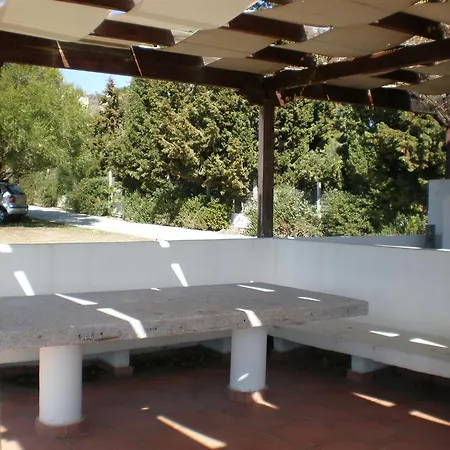 Marvelous House By The Sea Lac de Vouliagmeni