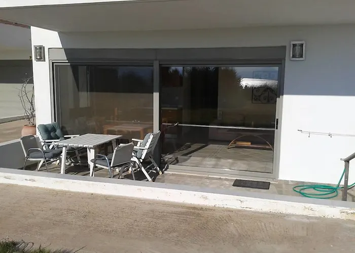 Marvelous House By The Sea *