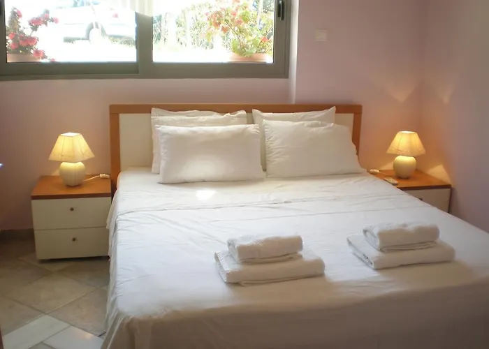 Marvelous House By The Sea * ブリアグメニ湖