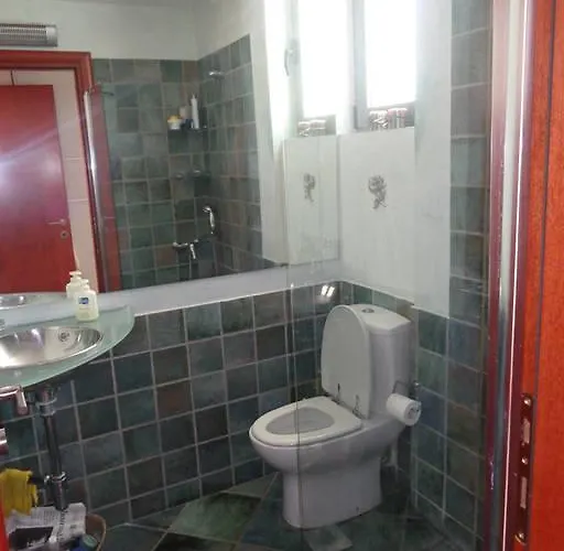 Marvelous House By The Sea *